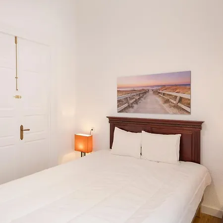 Aparthotel Palacio Don Carlos *